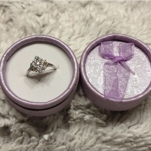 Sterling Silver CZ Ring Size 8 Gorgeous Sparkle 💖 💍